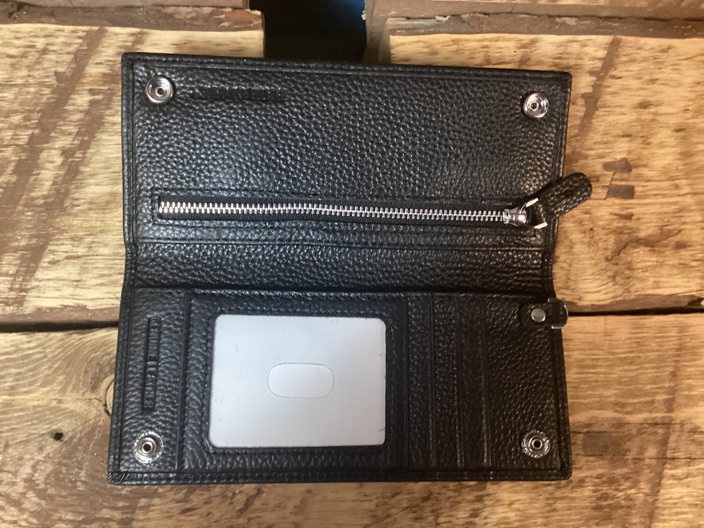 Eagle wallet (no chain)