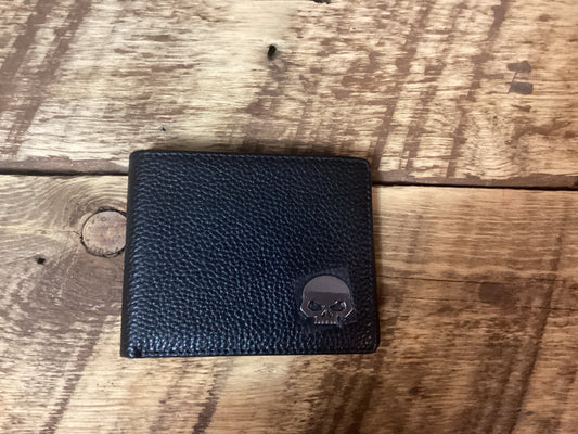 Skull bi fold leather wallet ( chain can be attached)
